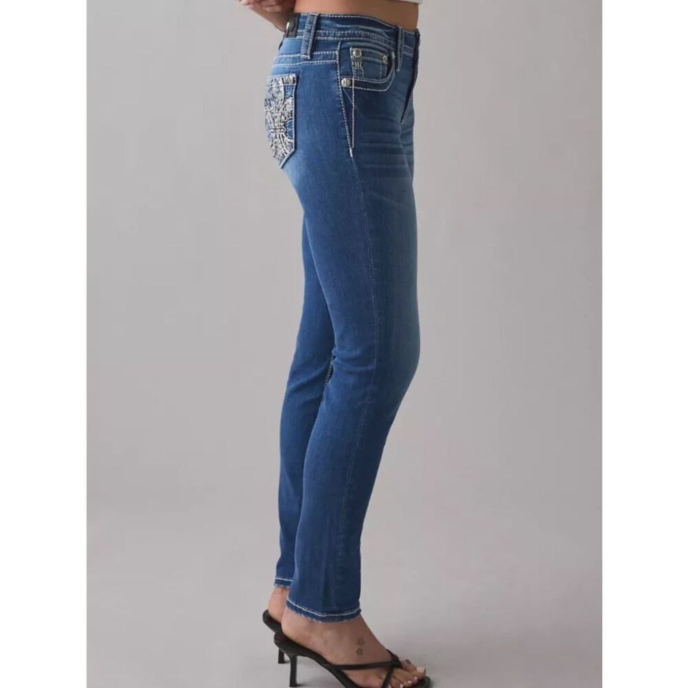 Size 25 Miss Me Skinny Jeans
